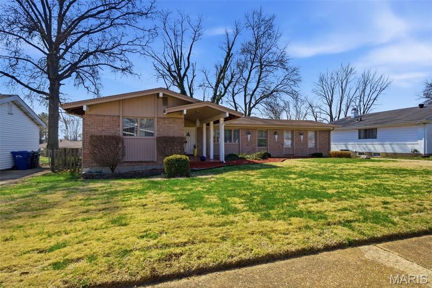 Well-maintained 4-bedroom, 2.5-bath home in desirable Florissant offering over 1,500 square feet of living space. Pride of ownership shows throughout with thoughtful updates made during long-term ownership. Generously sized bedrooms provide comfort and flexibility for a variety of living arrangements.
The finished lower level expands your living space and includes a convenient half bath, perfect for entertaining, recreation, or a home workspace. The large rear-entry attached garage and extra-long driveway offer ample parking and convenience.
Step outside to a spacious backyard ideal for gatherings, play, or simply relaxing. Located in a well-established Florissant community near parks, shopping, dining, and major commuter routes, this home combines space, function, and location.
Contact listing agent for additional details and opportunities this home has to offer.