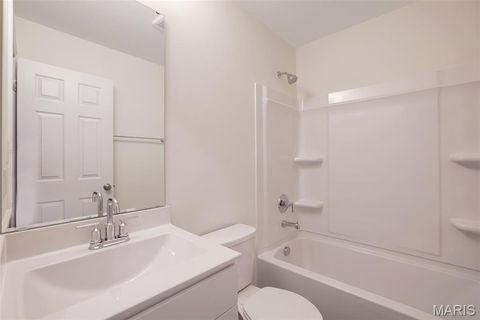 Tiny photo for 28 Shady Elm Court, St Charles, MO 63301 (MLS # 26019099)