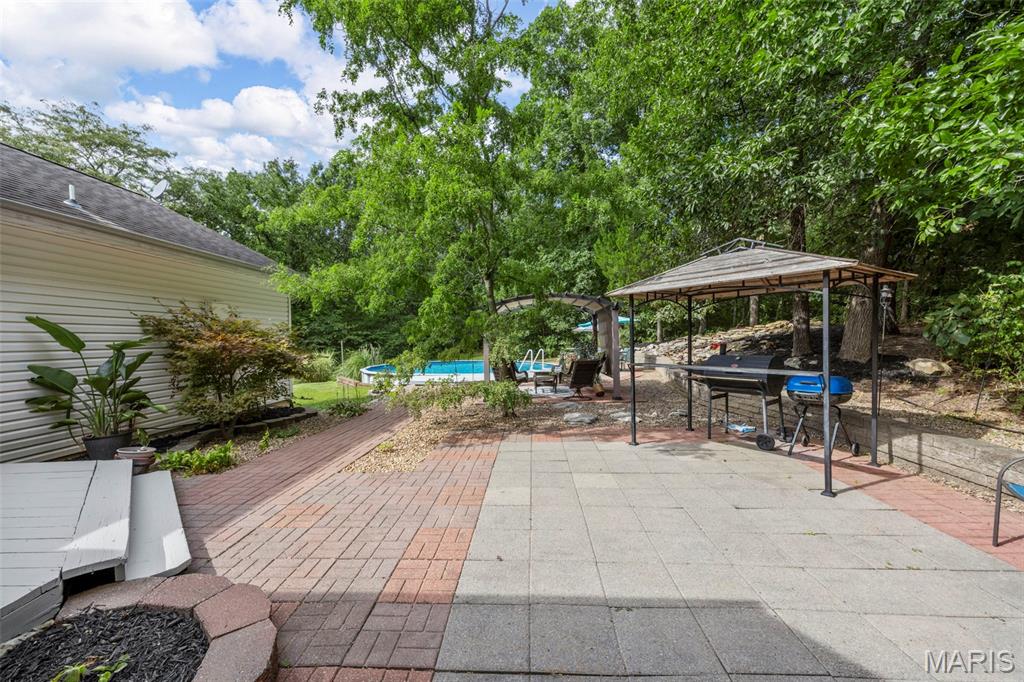 Troy, Missouri 63379, United States, 3 Bedrooms Bedrooms, ,3 BathroomsBathrooms,Residential,Pending,198159