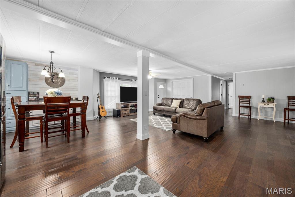 Troy, Missouri 63379, United States, 3 Bedrooms Bedrooms, ,3 BathroomsBathrooms,Residential,Pending,198159