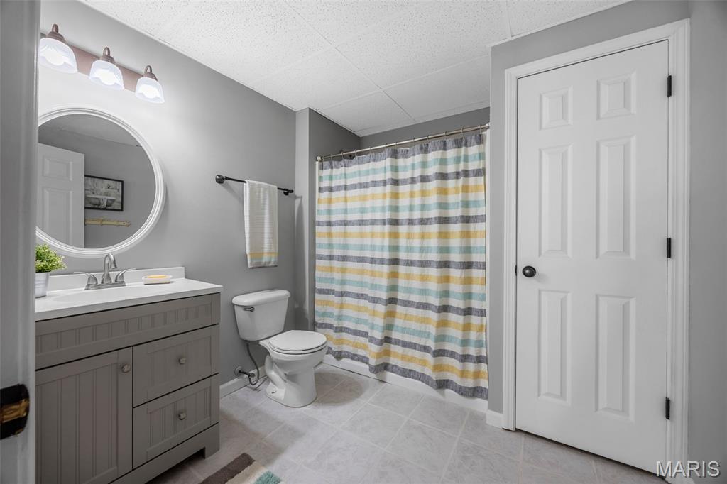 Troy, Missouri 63379, United States, 3 Bedrooms Bedrooms, ,3 BathroomsBathrooms,Residential,Pending,198159