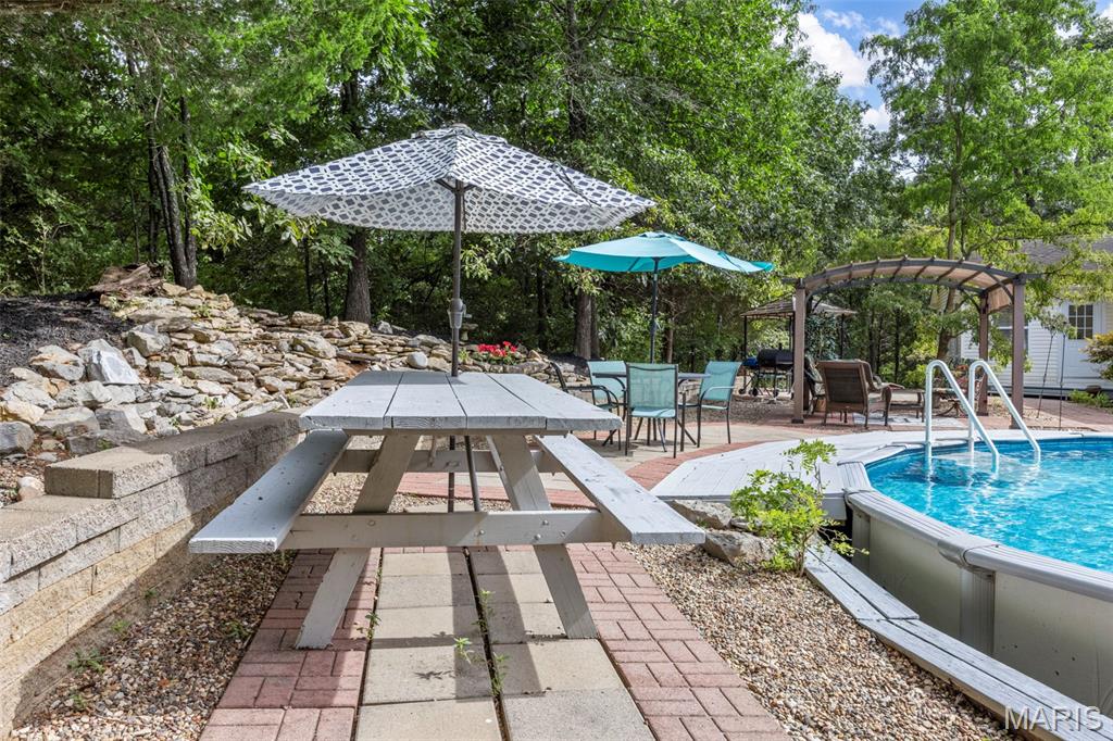 Troy, Missouri 63379, United States, 3 Bedrooms Bedrooms, ,3 BathroomsBathrooms,Residential,Pending,198159