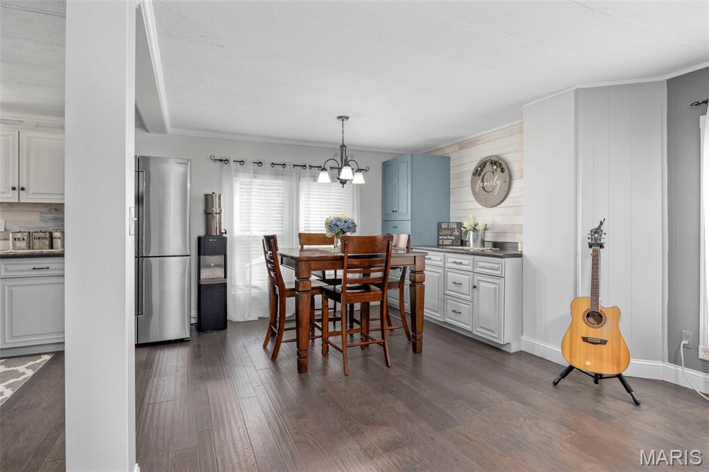 Troy, Missouri 63379, United States, 3 Bedrooms Bedrooms, ,3 BathroomsBathrooms,Residential,Pending,198159