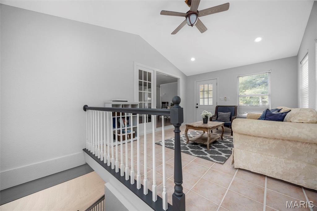 Troy, Missouri 63379, United States, 3 Bedrooms Bedrooms, ,3 BathroomsBathrooms,Residential,Pending,198159