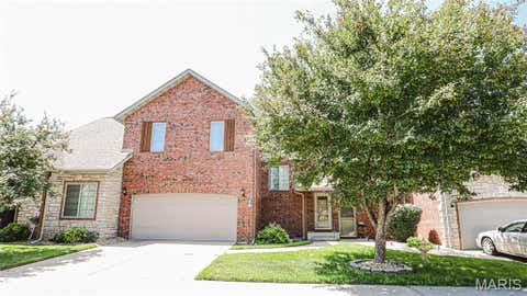 Photo of 2335 W Chesterfield Boulevard #B, Springfield, MO 65807 (MLS # 26048241)