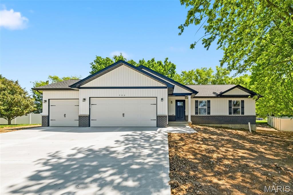 Lake Chateau Estates - Residential
