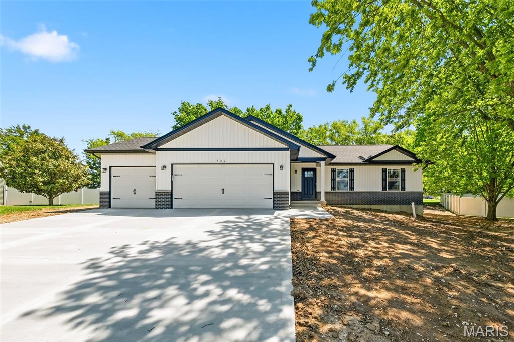 Lake Chateau Estates - Residential