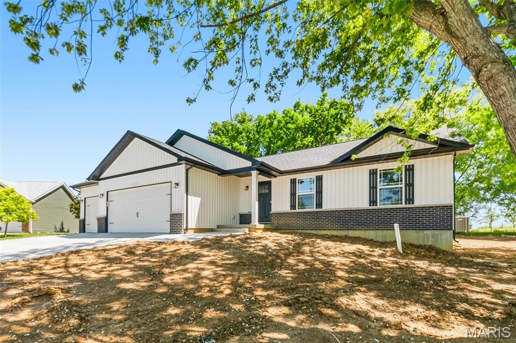 Lake Chateau Estates - Residential