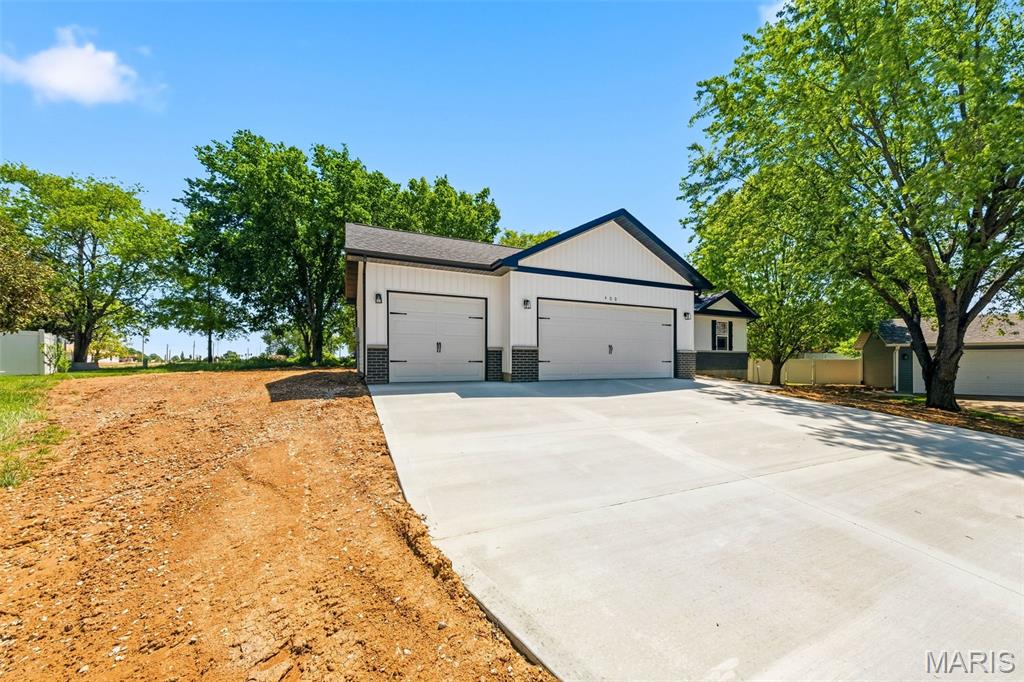 Lake Chateau Estates - Residential