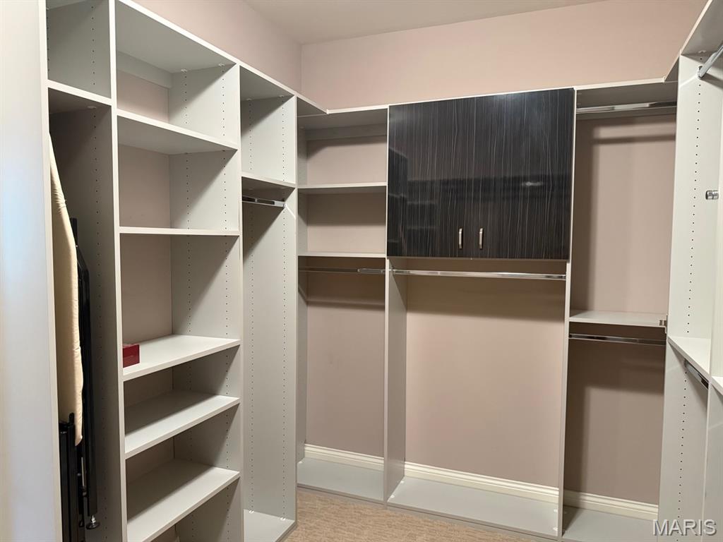 Hamptons Pd-R Reresub - Residential Lease