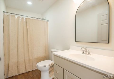 Tiny photo for 301 Cape Road, Bloomfield, MO 63825 (MLS # 26026521)