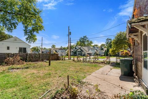 Tiny photo for 102 Dickson Street, Kirkwood, MO 63122 (MLS # 25069262)