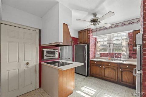 Tiny photo for 102 Dickson Street, Kirkwood, MO 63122 (MLS # 25069262)