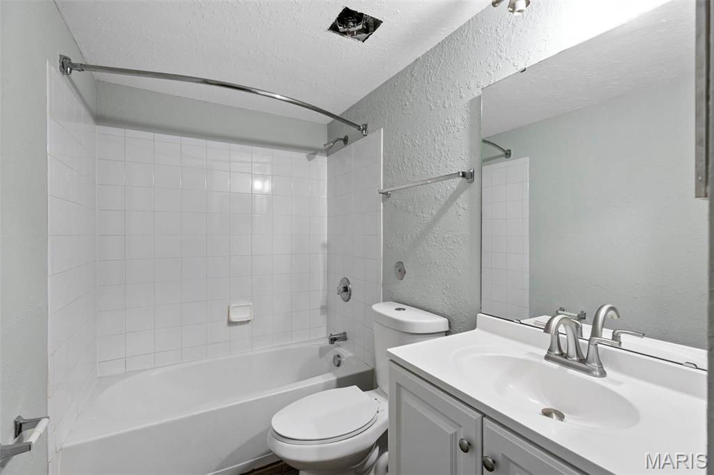 Greenbriar Condo - Residential Lease