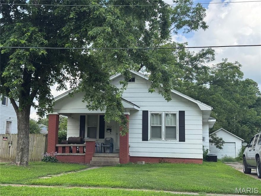 Great opportunity for investors! This 3-bedroom property offers solid potential as a rental or flip, with a manageable layout and room to add value. Whether you're expanding your portfolio or getting started in real estate, this is a smart, affordable option.

Don't miss out on this income-producing opportunity—schedule a showing today to see the possibilities!