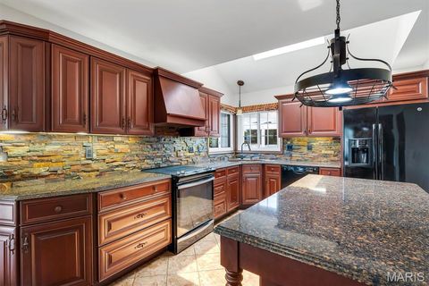 Tiny photo for 2100 Seven Oaks Drive, St Charles, MO 63303 (MLS # 26016612)