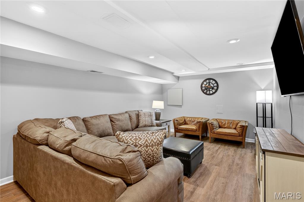 Emerald Forest Eight - Residential