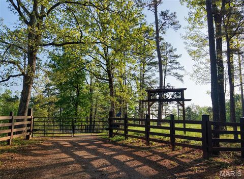 Tiny photo for 2937 Route F, Greenville, MO 63944 (MLS # 26024009)