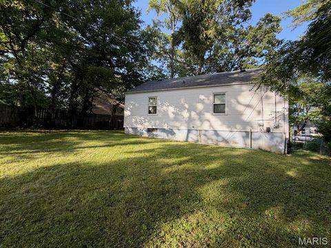 Tiny photo for 64 Rose Court, Rolla, MO 65401 (MLS # 26038915)