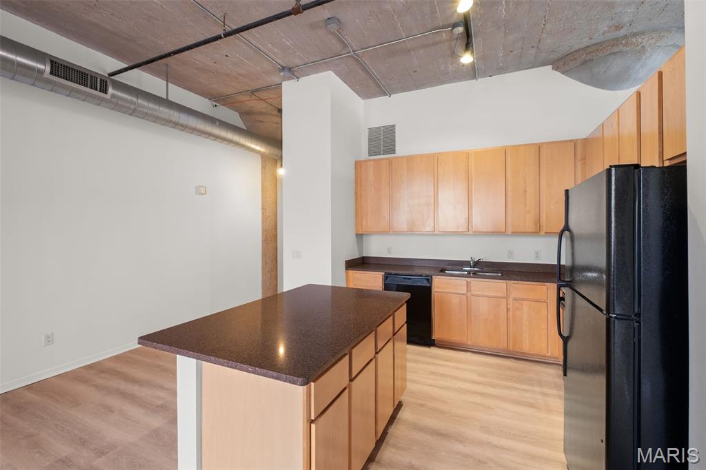 Annex Lofts Condo - Residential