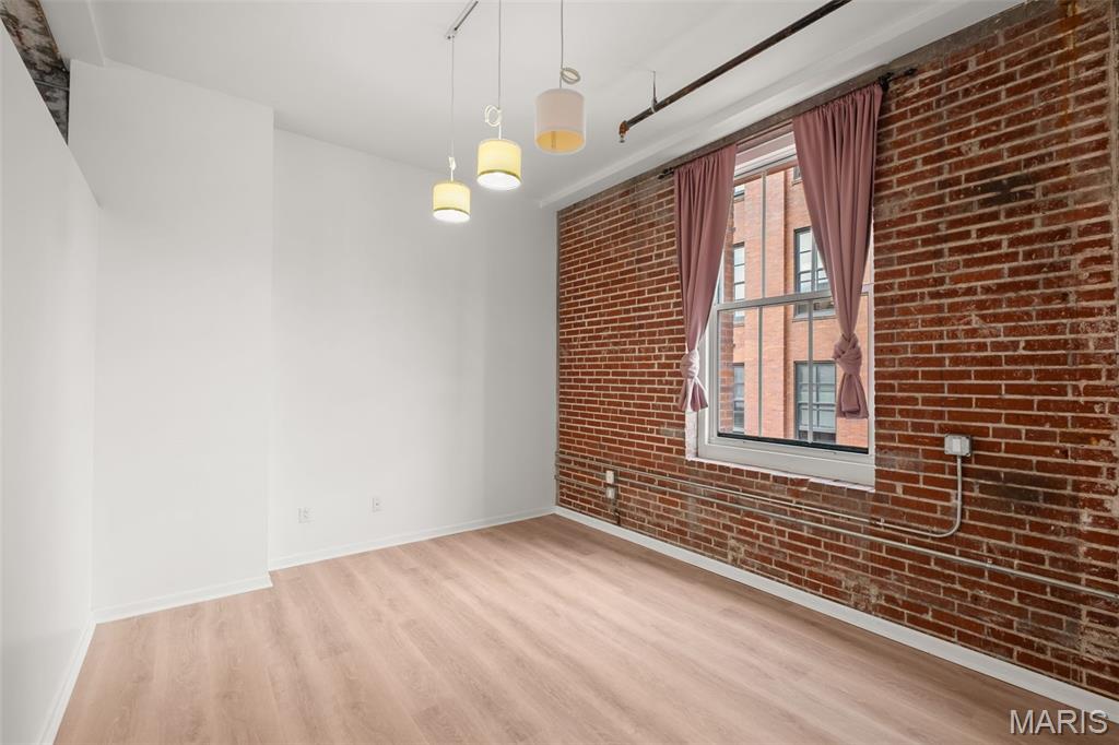 Annex Lofts Condo - Residential