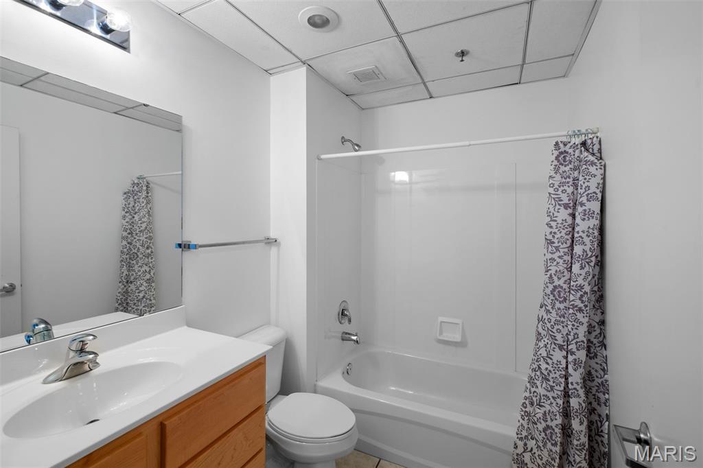 Annex Lofts Condo - Residential