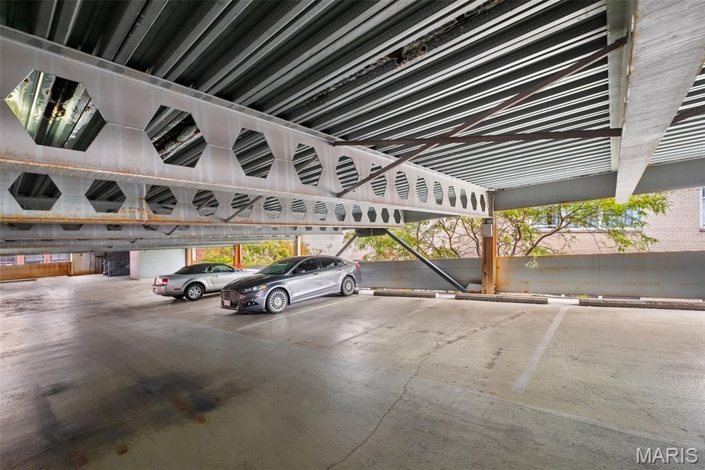 Annex Lofts Condo - Residential