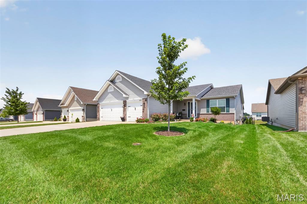 2009 White Branch Drive
