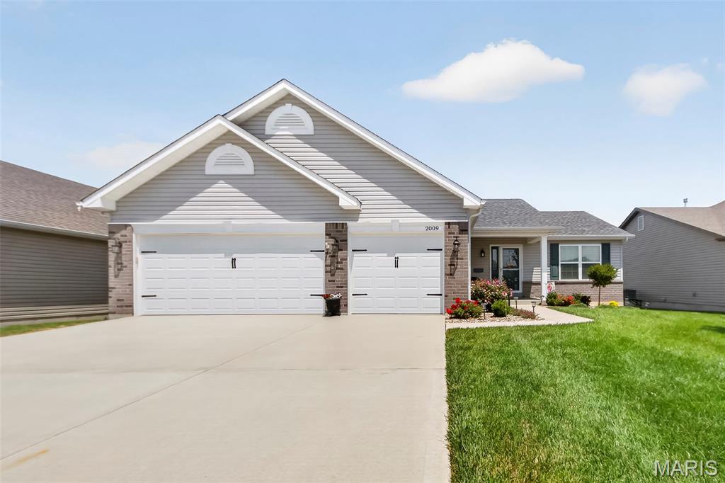 2009 White Branch Drive