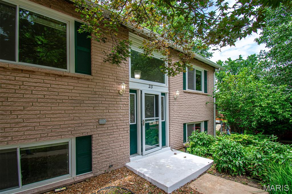 23 LORI Circle
