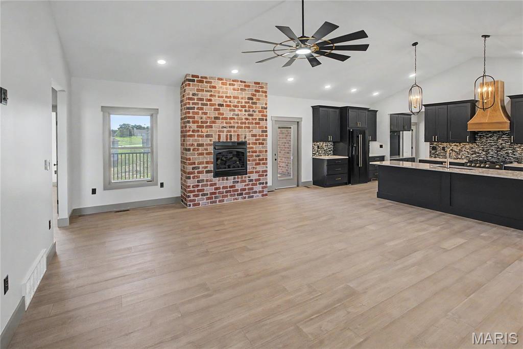 Warren Place - Residential
