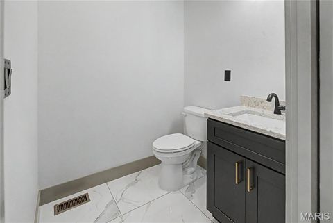 Tiny photo for 1636 Mohawk Street, Jackson, MO 63755 (MLS # 26030440)