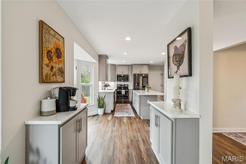 Monticello Manor - Residential