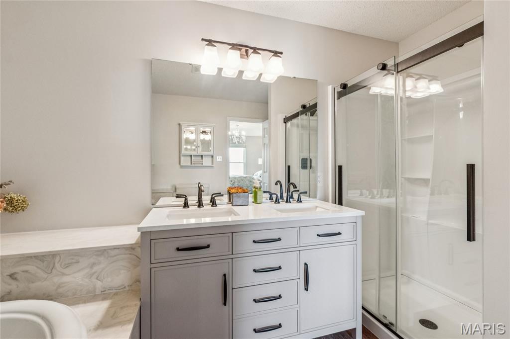 Monticello Manor - Residential