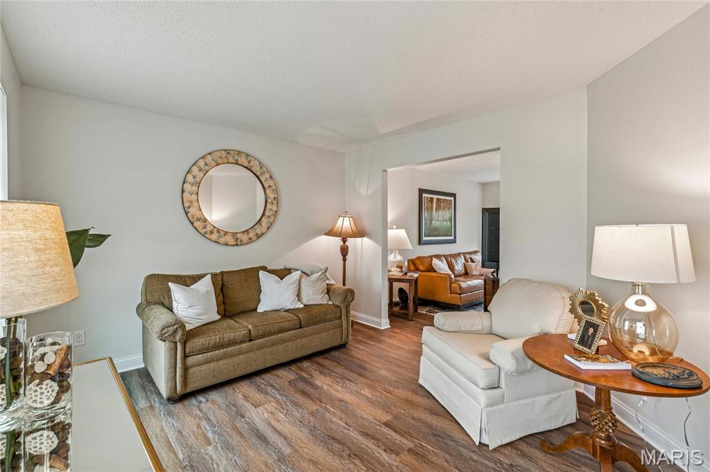 Monticello Manor - Residential