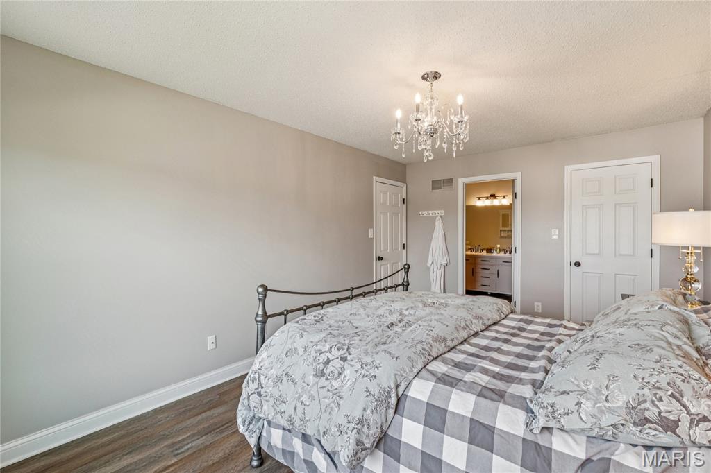 Monticello Manor - Residential