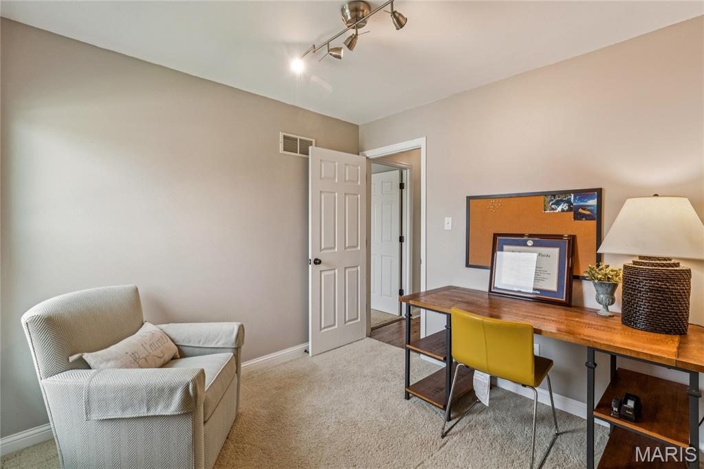 Monticello Manor - Residential