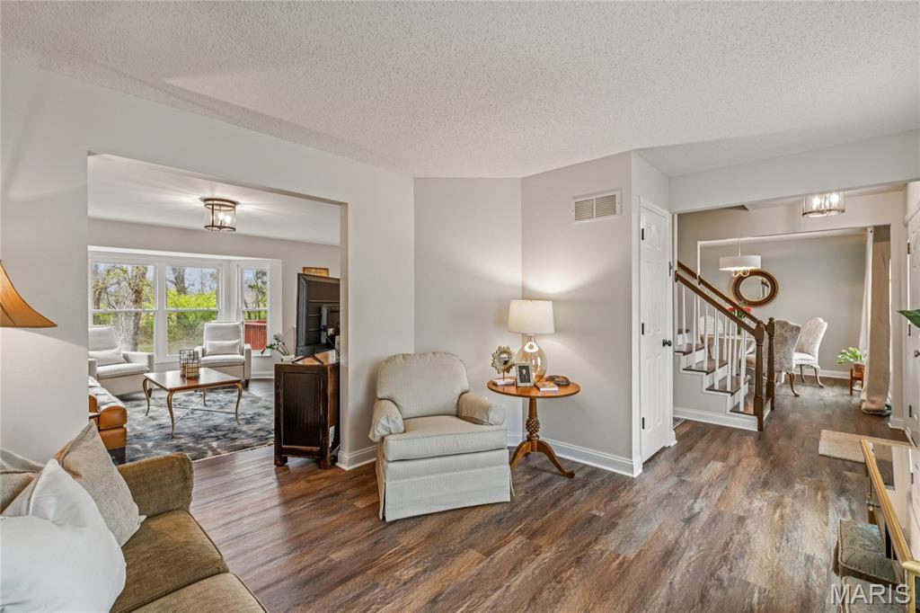 Monticello Manor - Residential