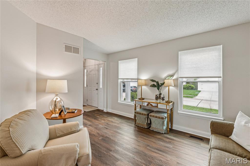 Monticello Manor - Residential