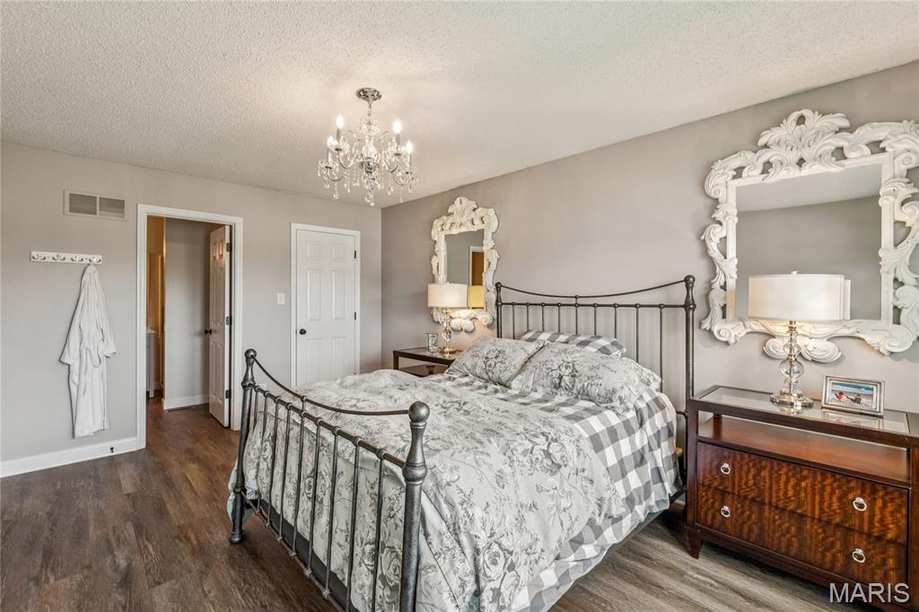 Monticello Manor - Residential