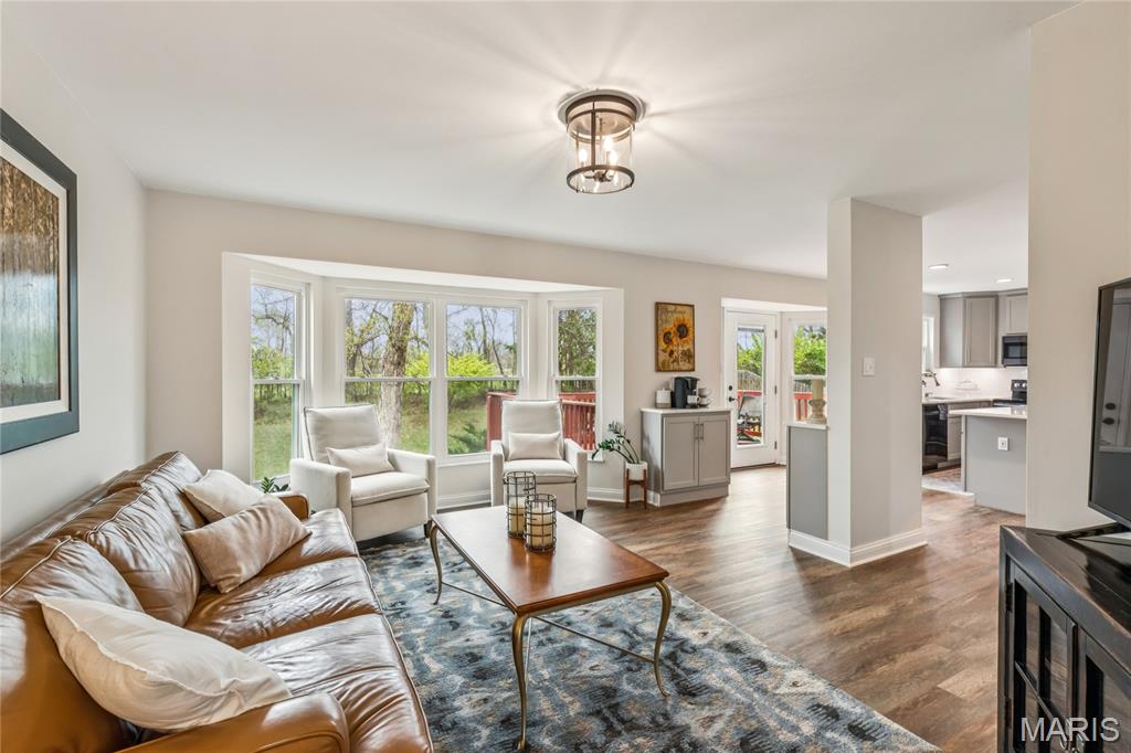 Monticello Manor - Residential