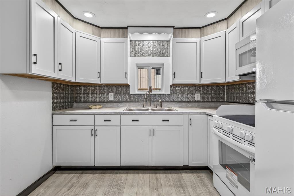 Town/Cantwell - Residential