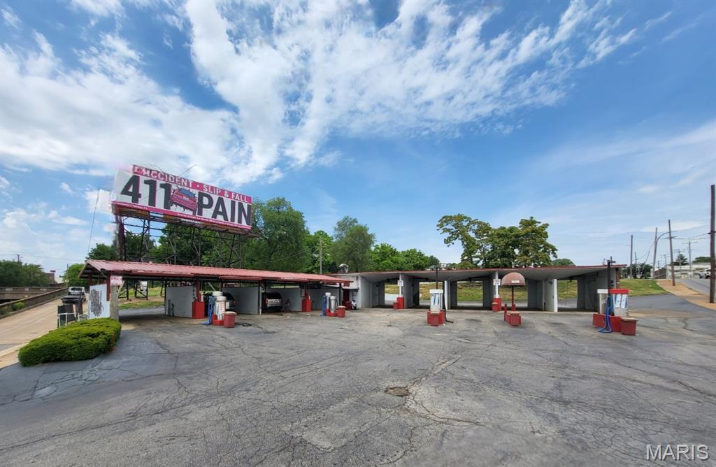 Carondelet Commons Fields Add - Commercial Sale