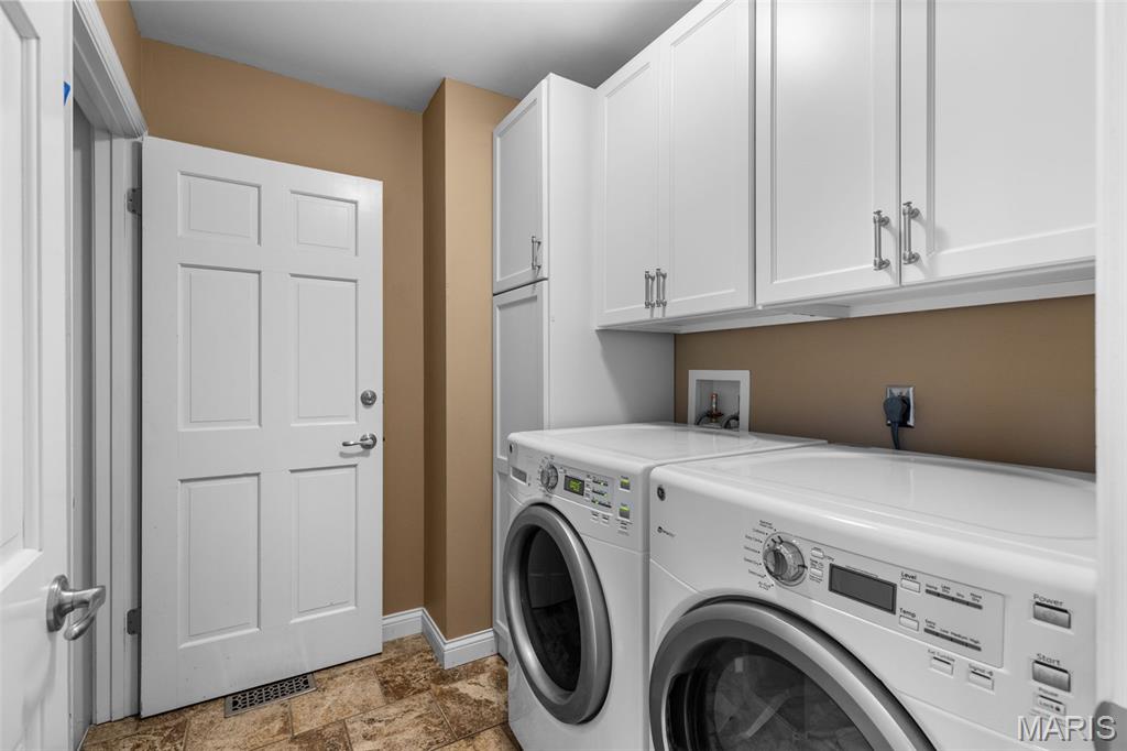 Kenrick Parke Condo Ph Four - Residential