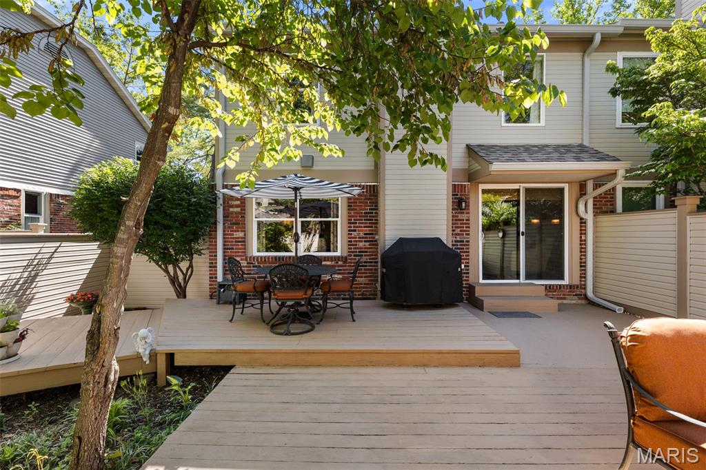 Kenrick Parke Condo Ph Four - Residential