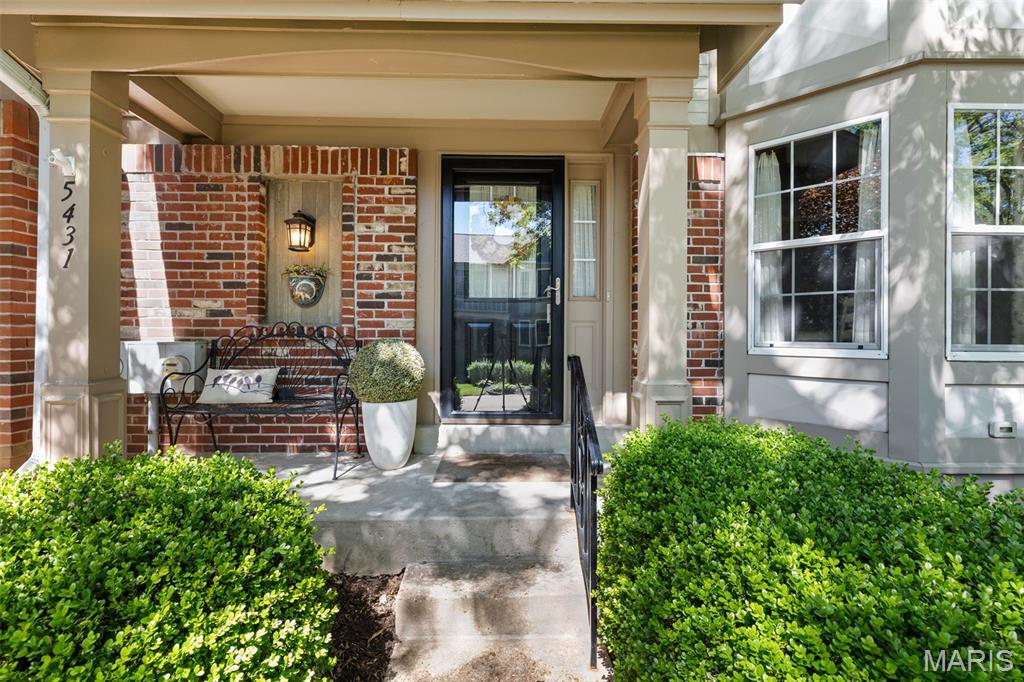 Kenrick Parke Condo Ph Four - Residential