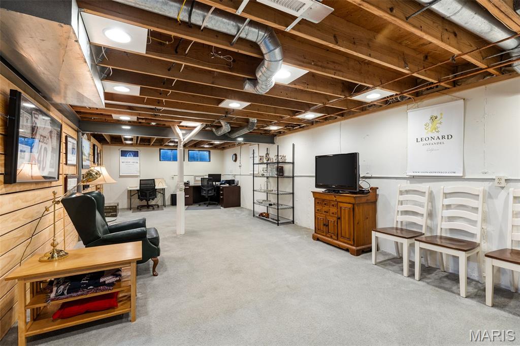 Kenrick Parke Condo Ph Four - Residential