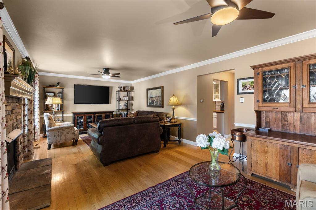 Kenrick Parke Condo Ph Four - Residential