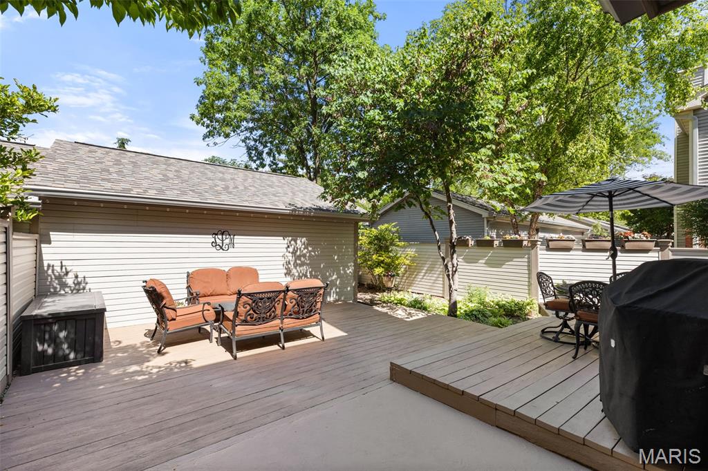 Kenrick Parke Condo Ph Four - Residential