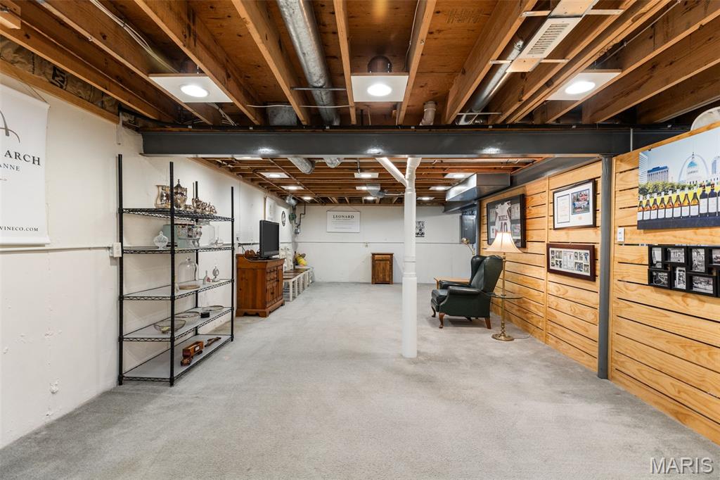 Kenrick Parke Condo Ph Four - Residential